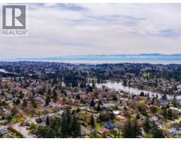 745 Middleton St, Saanich, BC V9A2E1 Photo 45