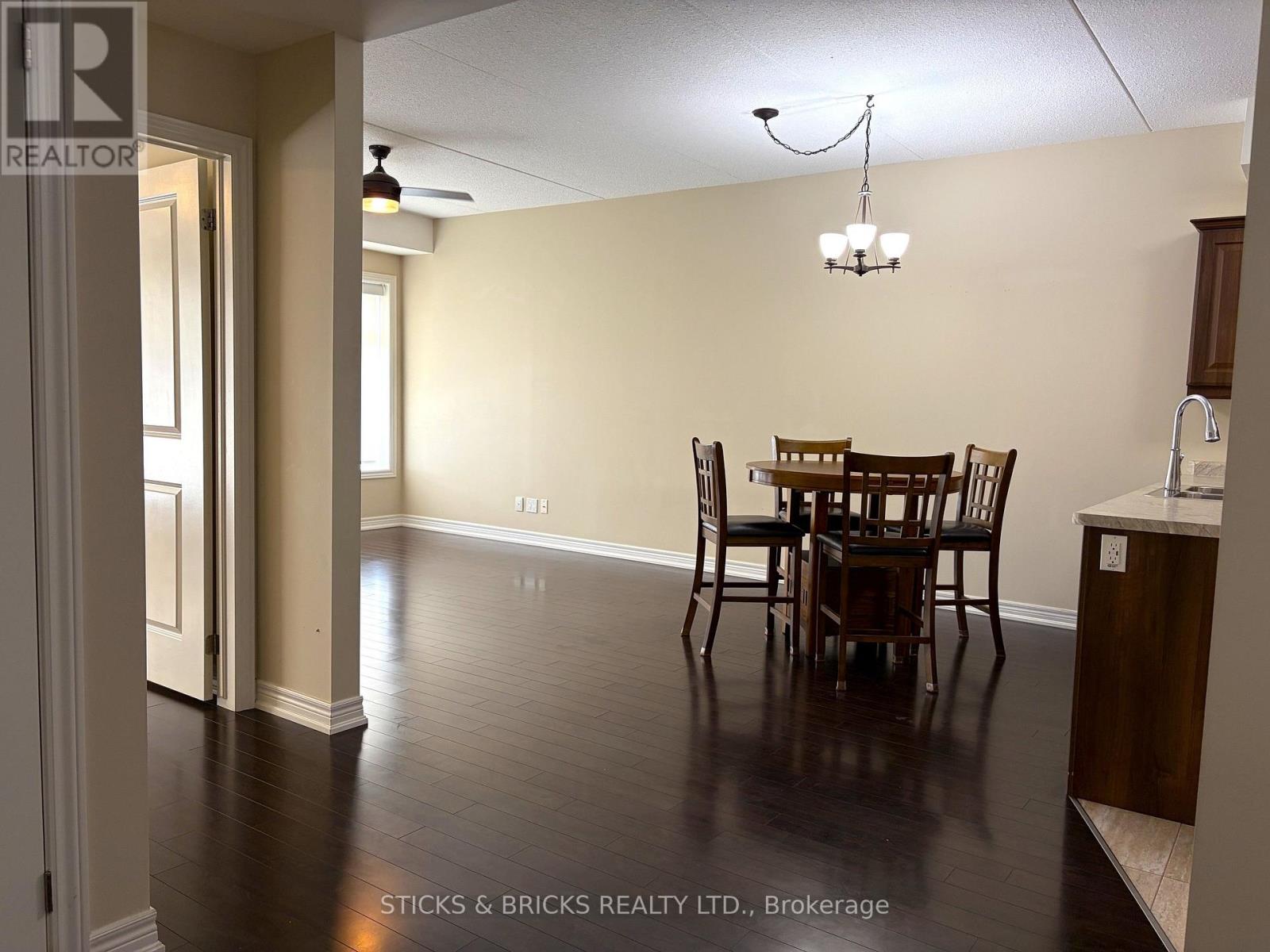 #111 4644 PETTIT AVENUE - 6