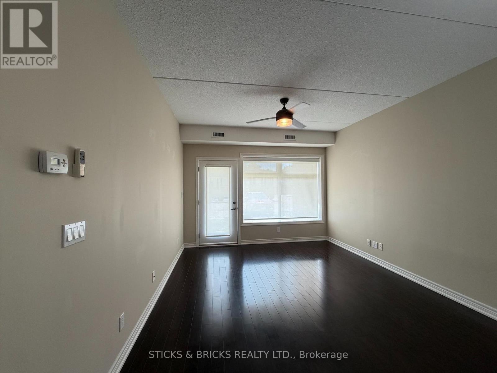 #111 4644 PETTIT AVENUE - 8