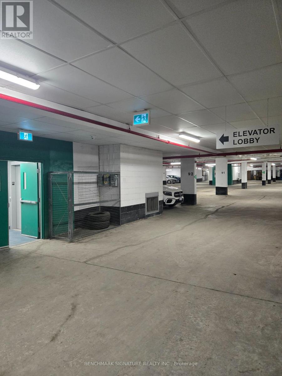 #A207 3453 VICTORIA PARK AVENUE - 40