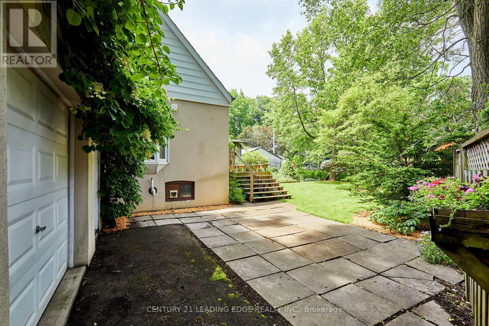 19 SCARBORO CRESCENT - Image 25