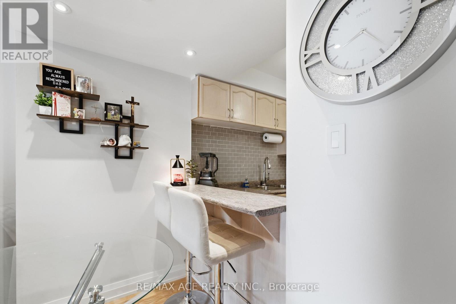 1563 NIPISSING COURT - 7