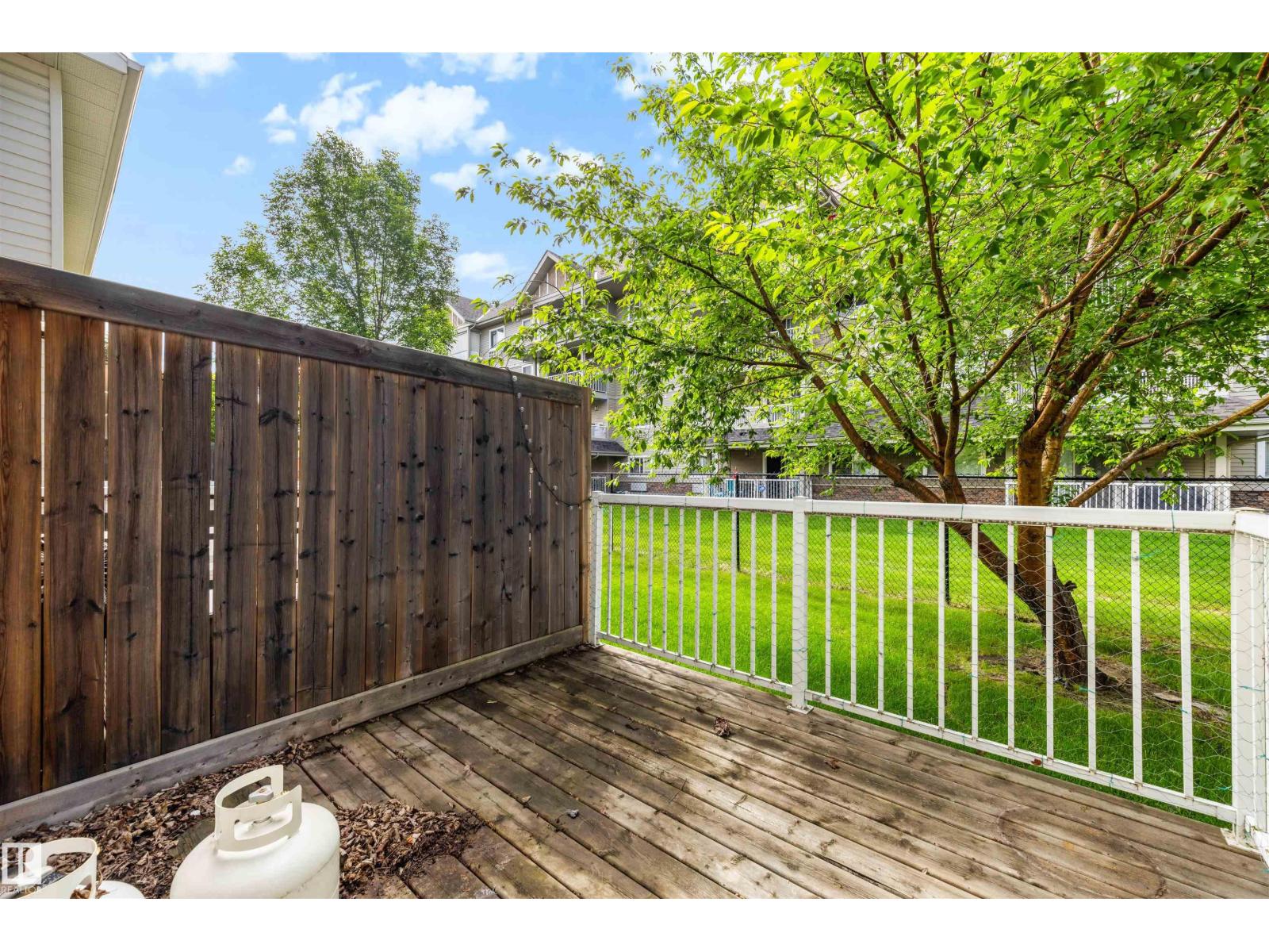 #28 290 SPRUCE RIDGE RD - 21