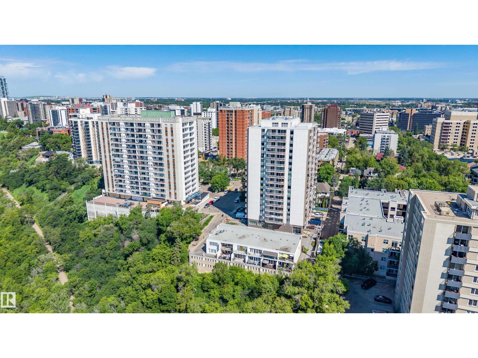 #1402 9835 113 ST NW - 44