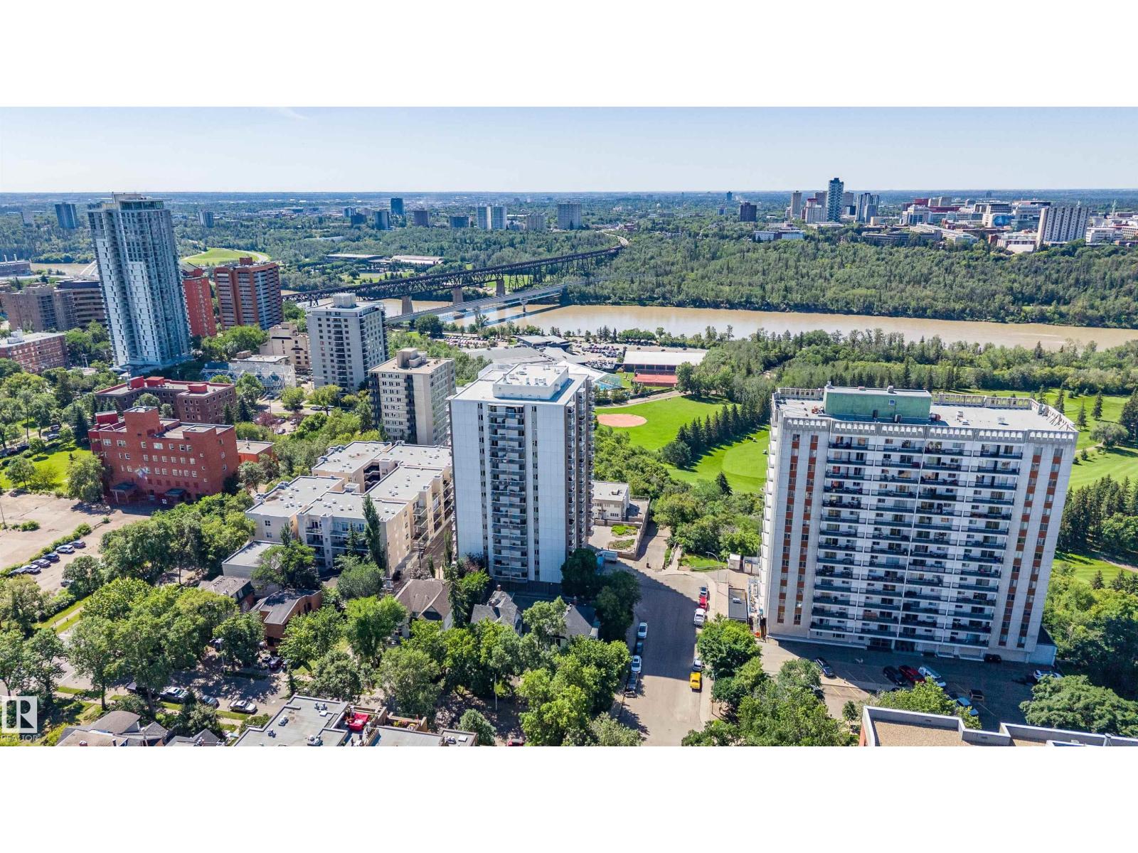 #1402 9835 113 ST NW - 47