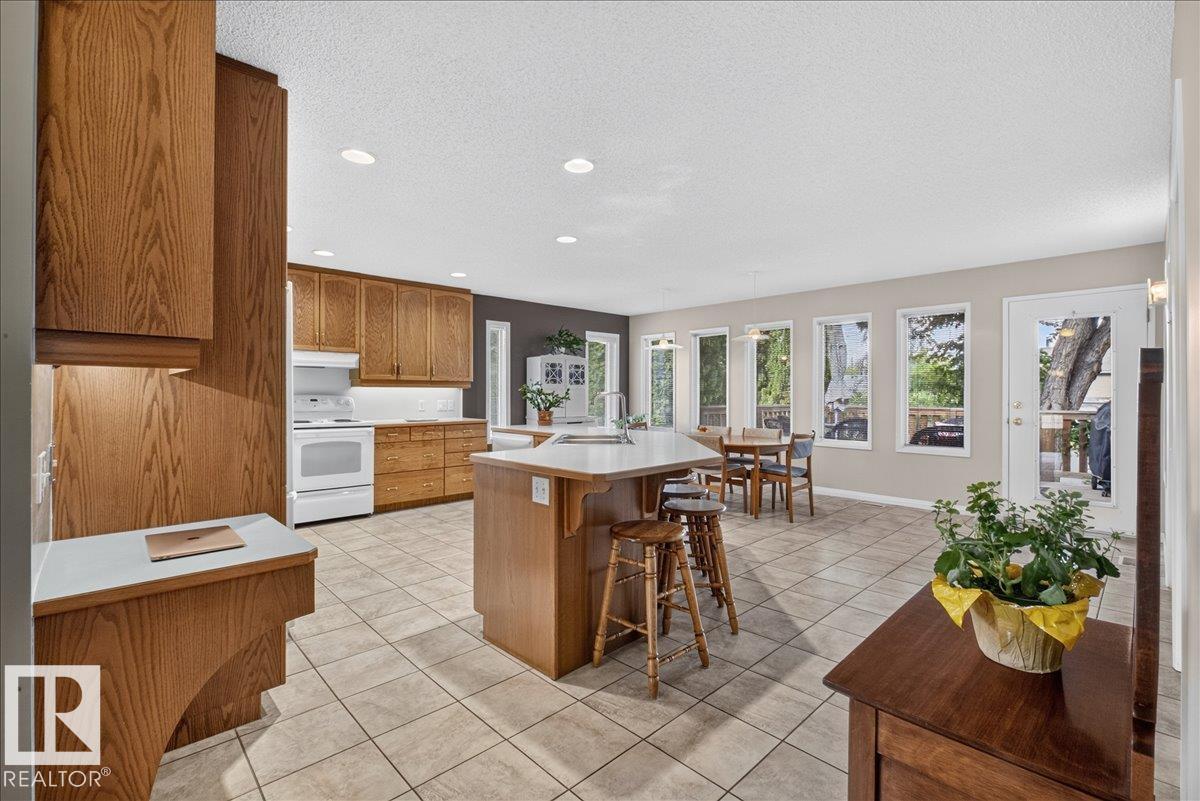5414 17A AV NW - 8