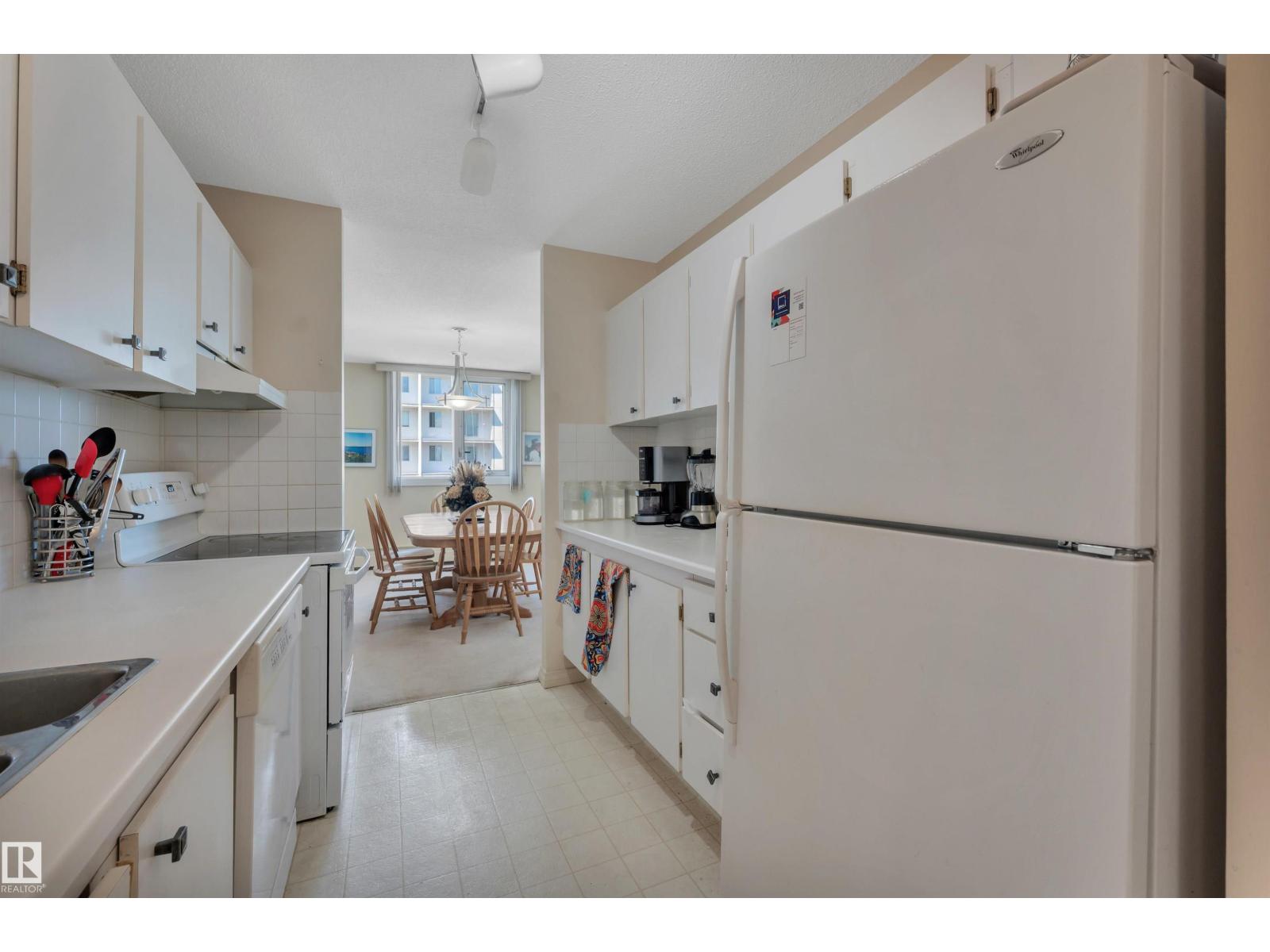 #1405 9835 113 ST NW — photo 14