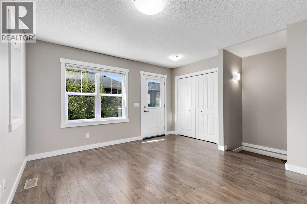 #606 1225 Kings Heights Way SE - 8