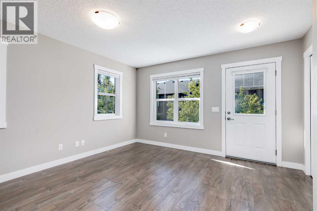 #606 1225 Kings Heights Way SE - 9