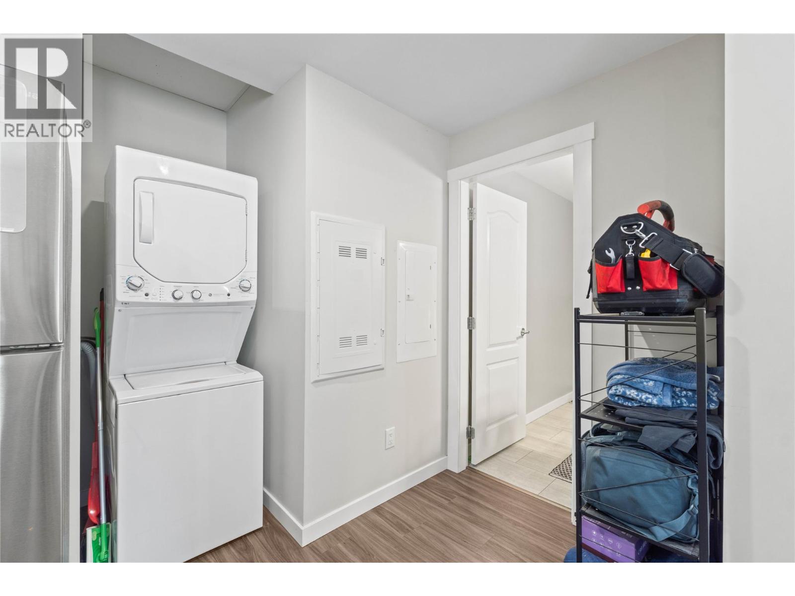 376 WING Place - 17