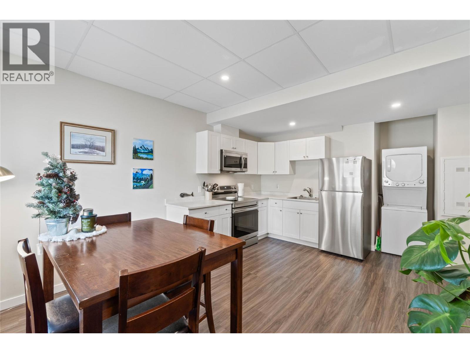 376 WING Place - 19