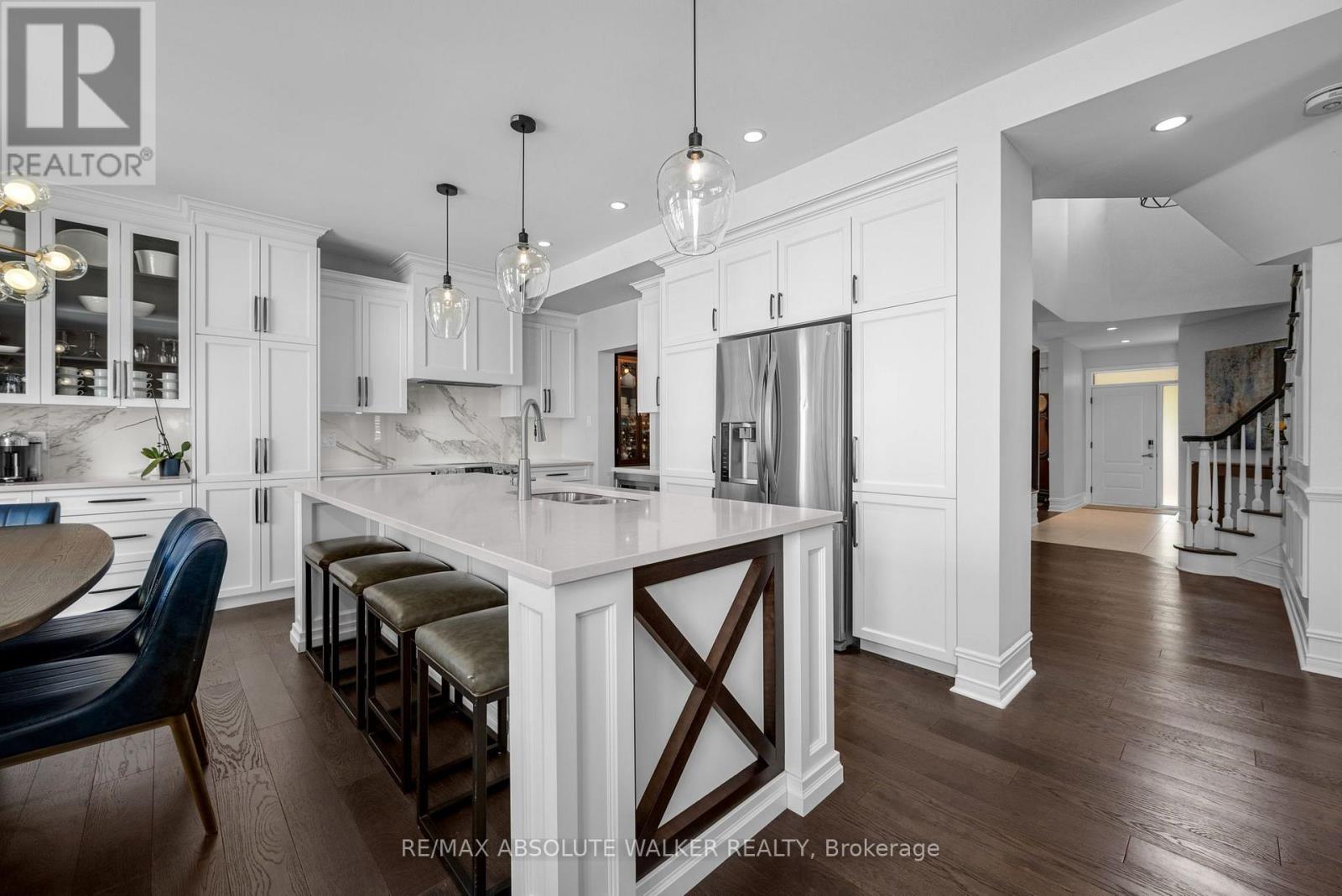 2207 SANDMAN CRESCENT, Ottawa. Luxury613. By Peter Sagos - Image 12