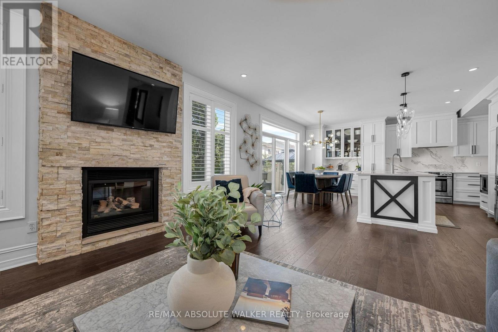 2207 SANDMAN CRESCENT, Ottawa. Luxury613. By Peter Sagos - Image 20