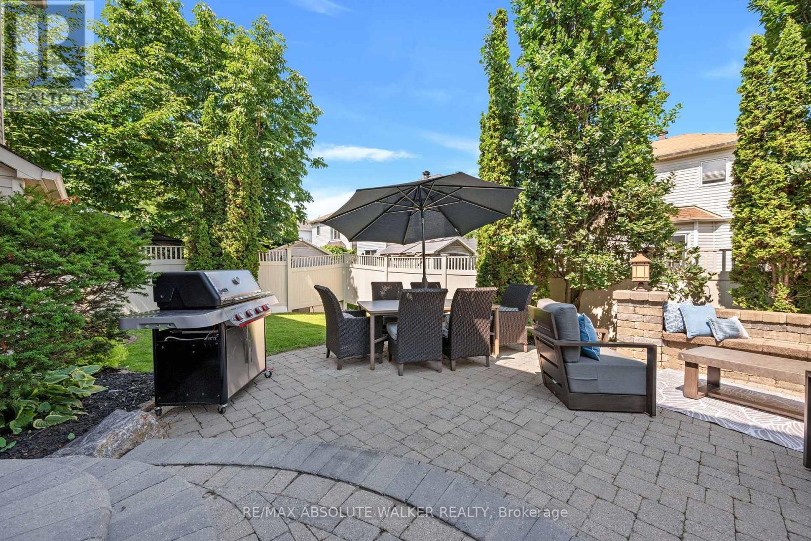 2207 SANDMAN CRESCENT, Ottawa. Luxury613. By Peter Sagos - Image 37