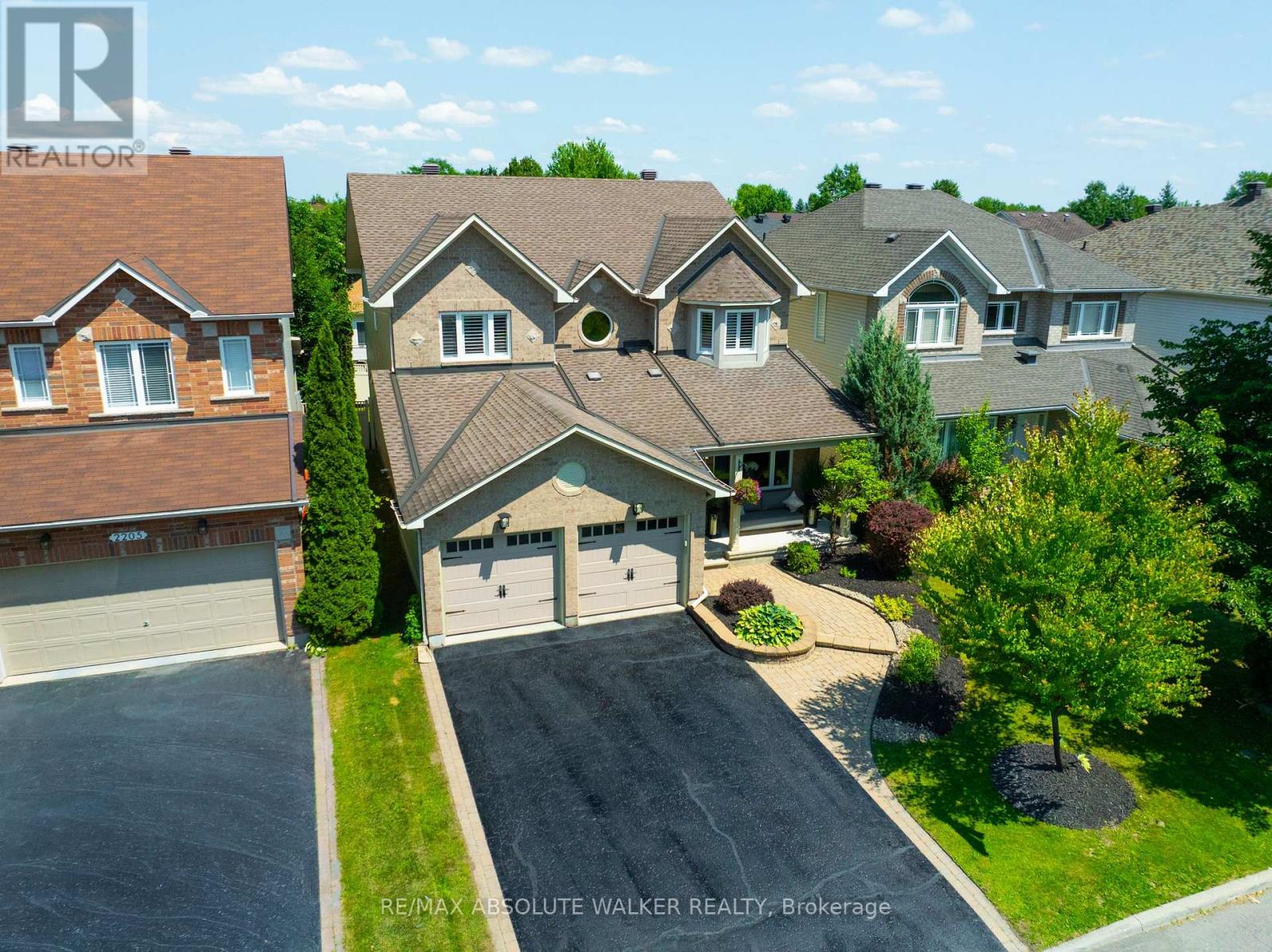 2207 SANDMAN CRESCENT, Ottawa. Luxury613. By Peter Sagos - Image 42