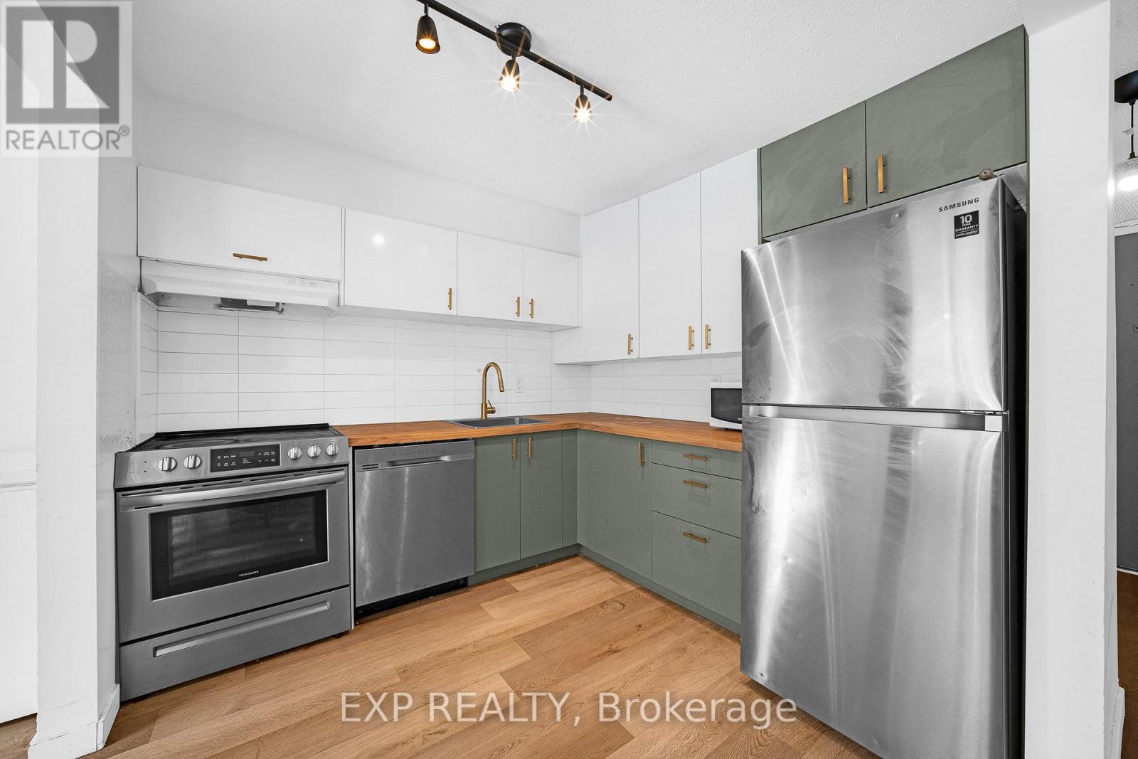 #11K 2080 OGILVIE ROAD - 10