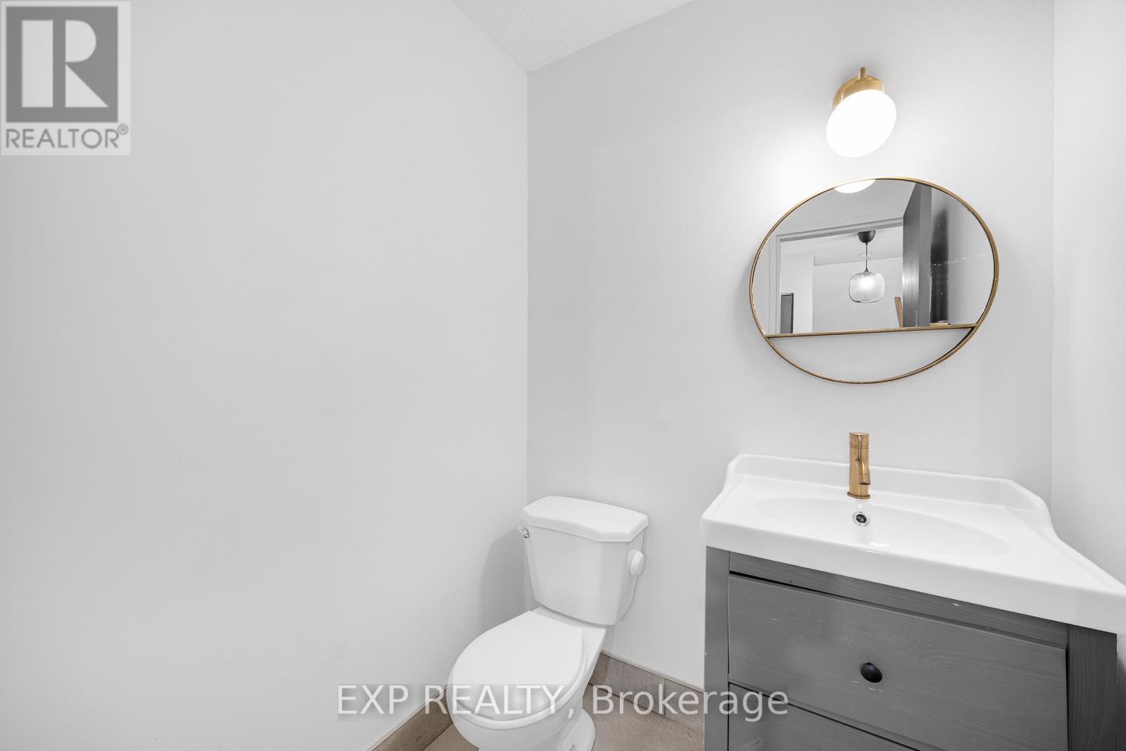 #11K 2080 OGILVIE ROAD - 12