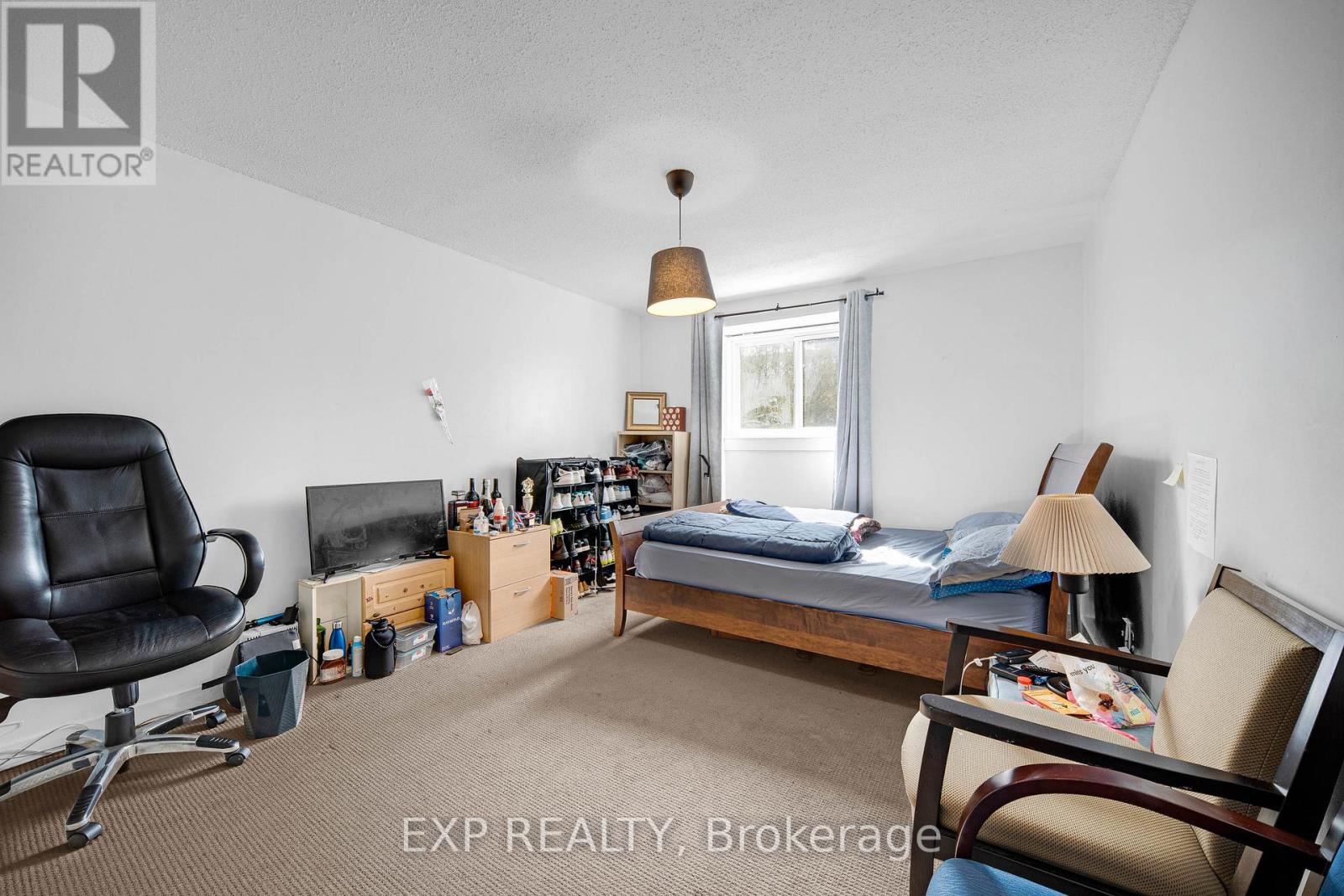 #11K 2080 OGILVIE ROAD - 17