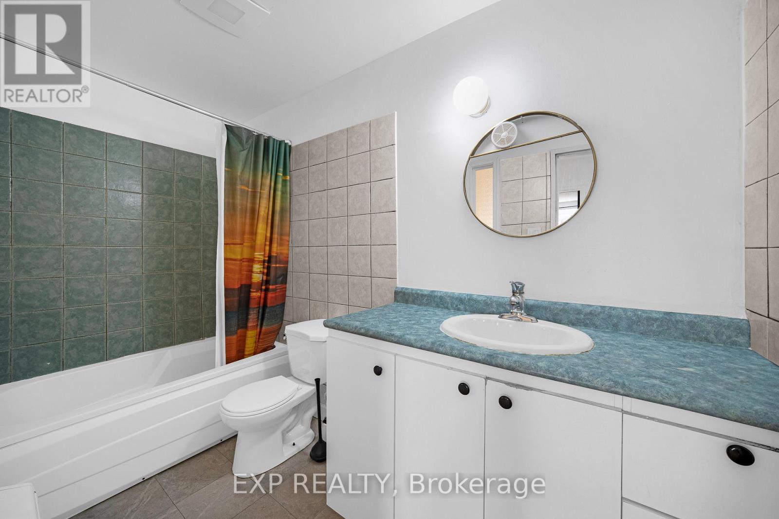 #11K 2080 OGILVIE ROAD - 21