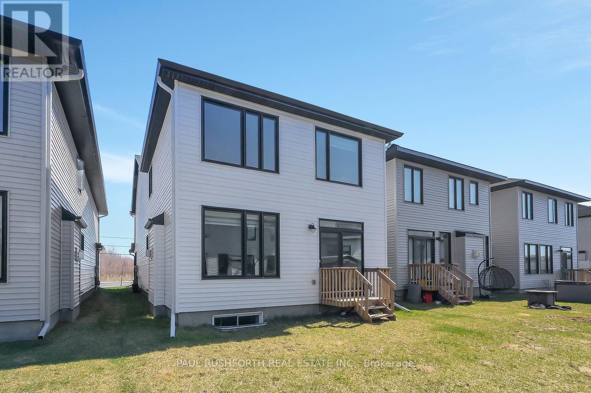 6483 RENAUD ROAD - 37