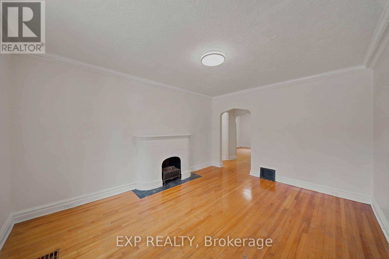 452 SUNNYSIDE AVENUE, Ottawa. Luxury613. By Peter Sagos - Image 6