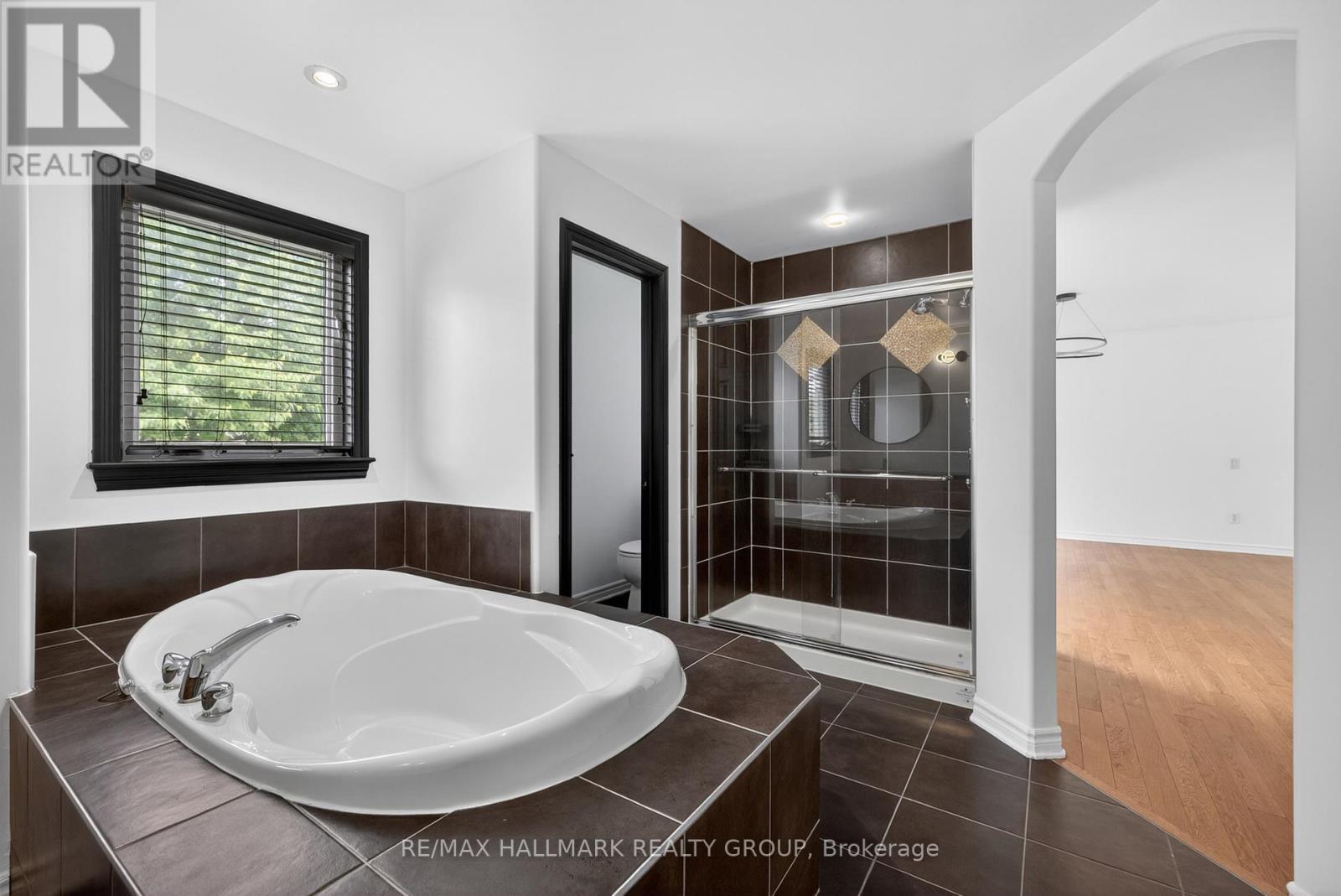 4 Bed, 4 Bath House for Sale in Ottawa – 520 MAZARI CRESCENT, Ottawa – MLS# X13545128 - Image 30