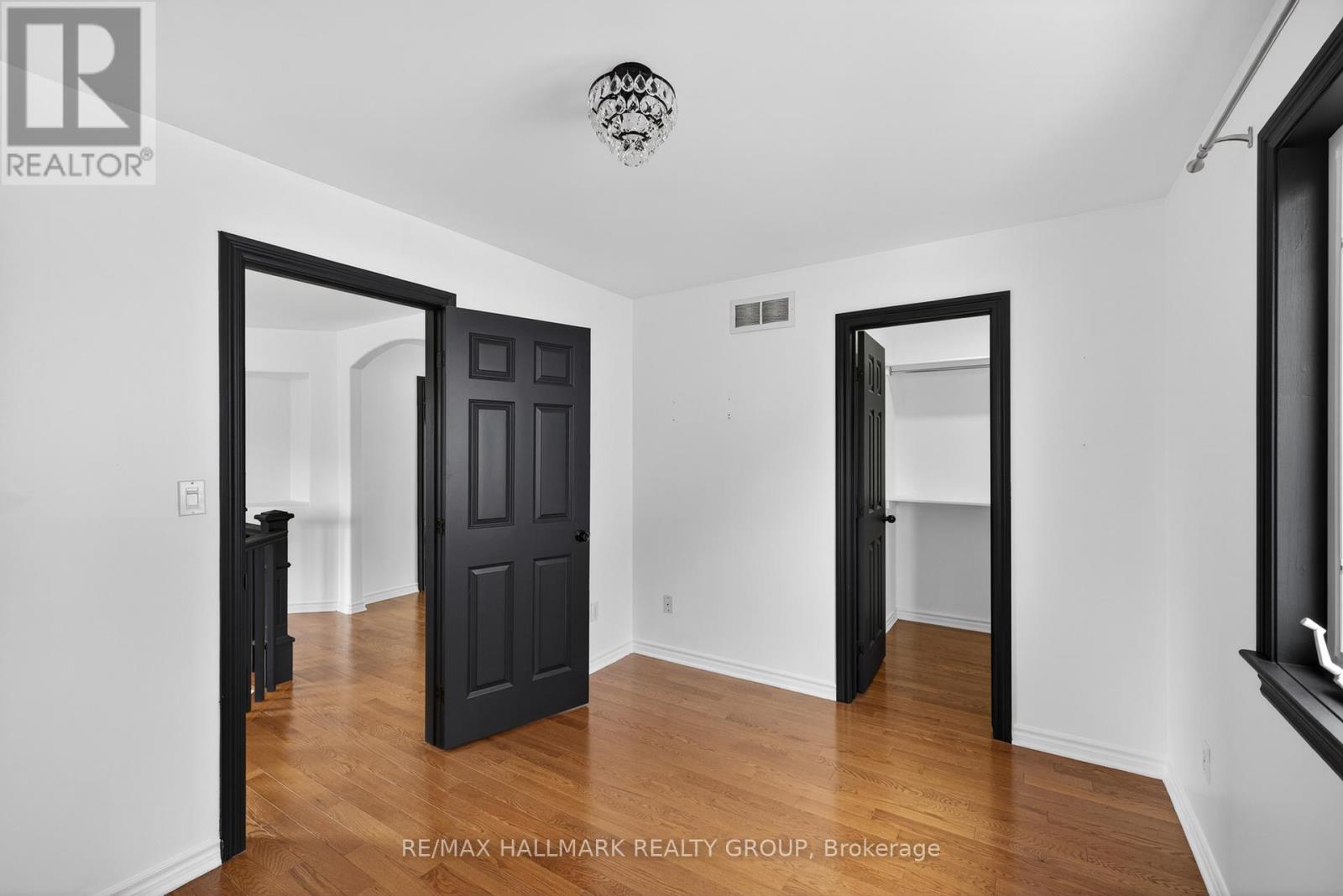 4 Bed, 4 Bath House for Sale in Ottawa – 520 MAZARI CRESCENT, Ottawa – MLS# X13545128 - Image 33