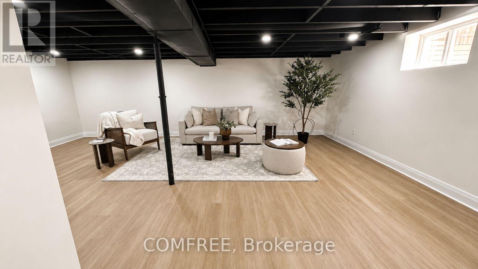 423 RICHMOND STREET - 11