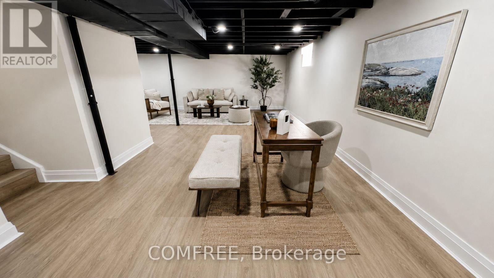 423 RICHMOND STREET - 13