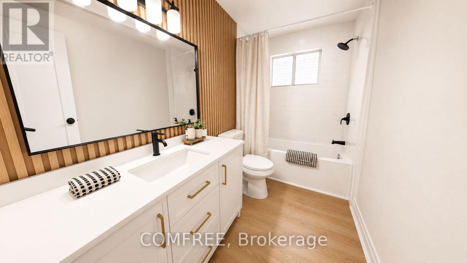 423 RICHMOND STREET - 9