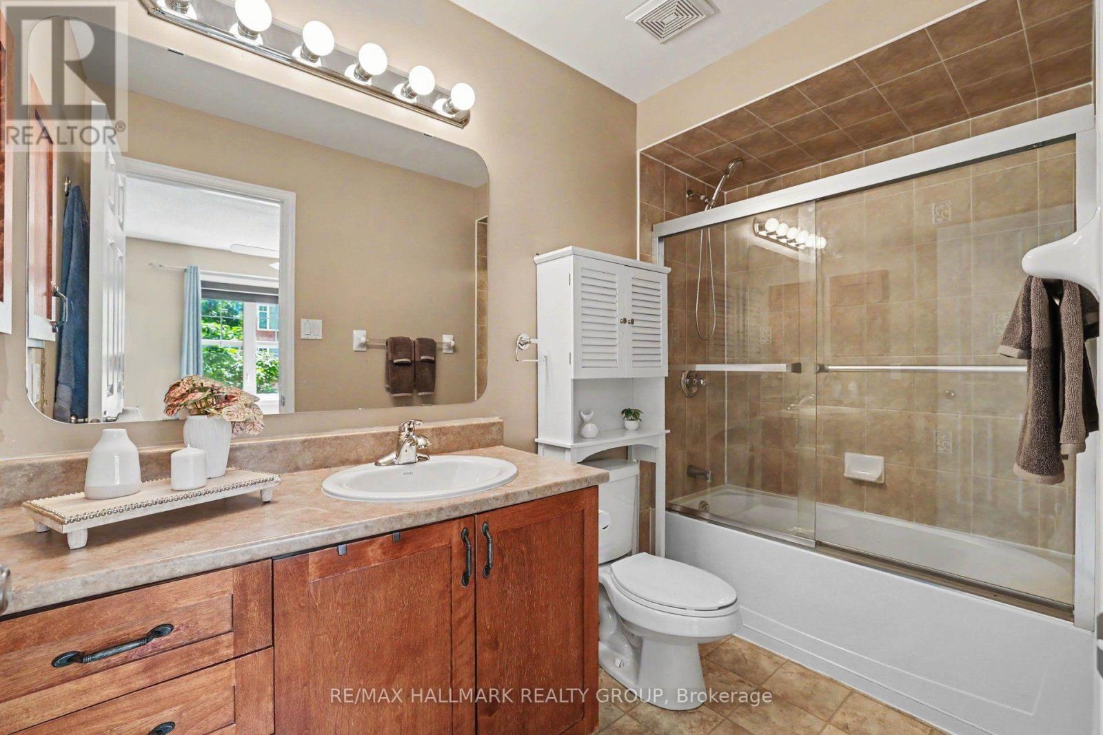 170 PREM CIRCLE, Ottawa. Luxury613. By Peter Sagos - Image 23