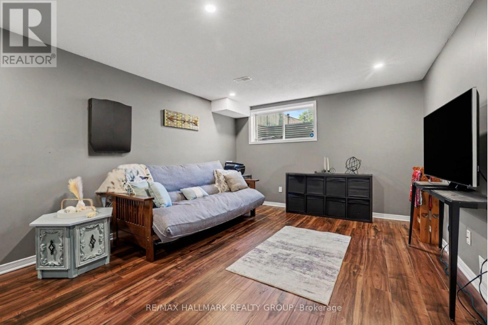 170 PREM CIRCLE, Ottawa. Luxury613. By Peter Sagos - Image 28