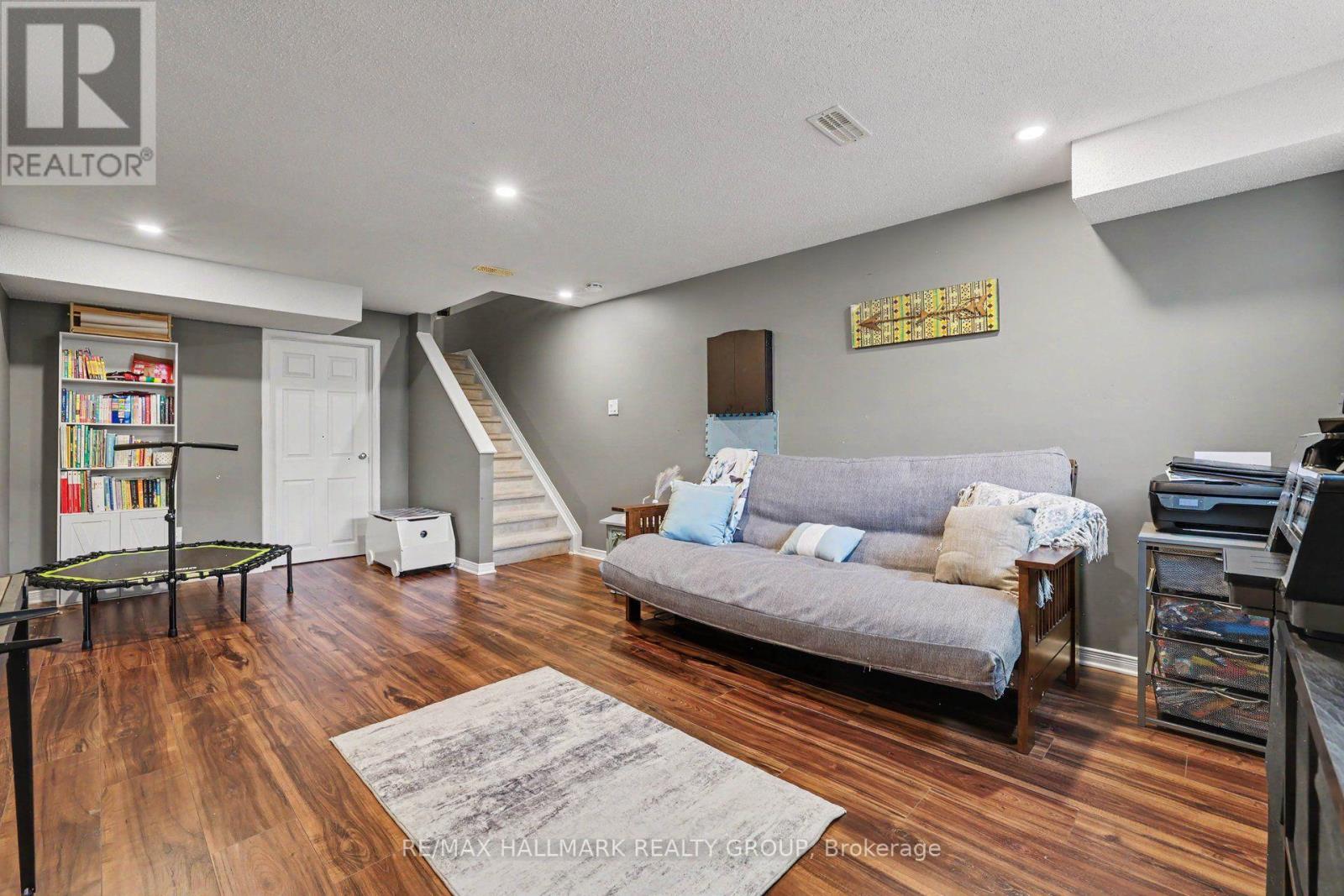 170 PREM CIRCLE, Ottawa. Luxury613. By Peter Sagos - Image 29