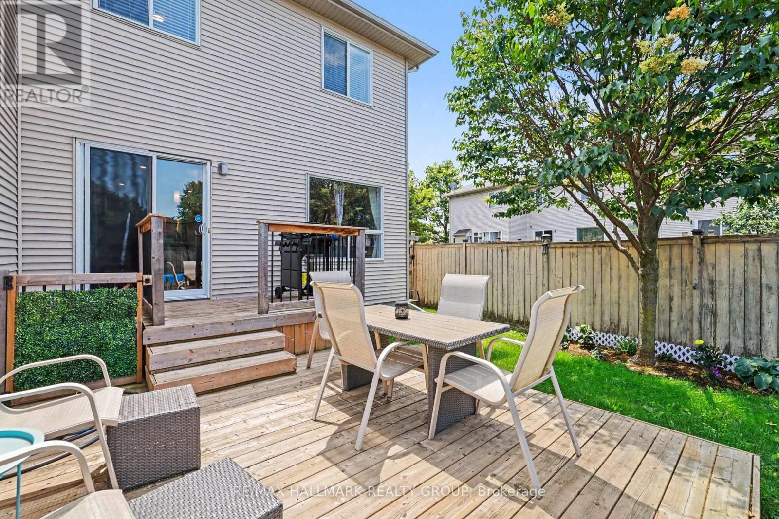 170 PREM CIRCLE, Ottawa. Luxury613. By Peter Sagos - Image 33