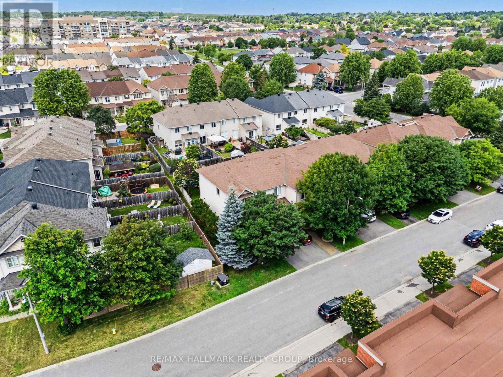 170 PREM CIRCLE, Ottawa. Luxury613. By Peter Sagos - Image 36