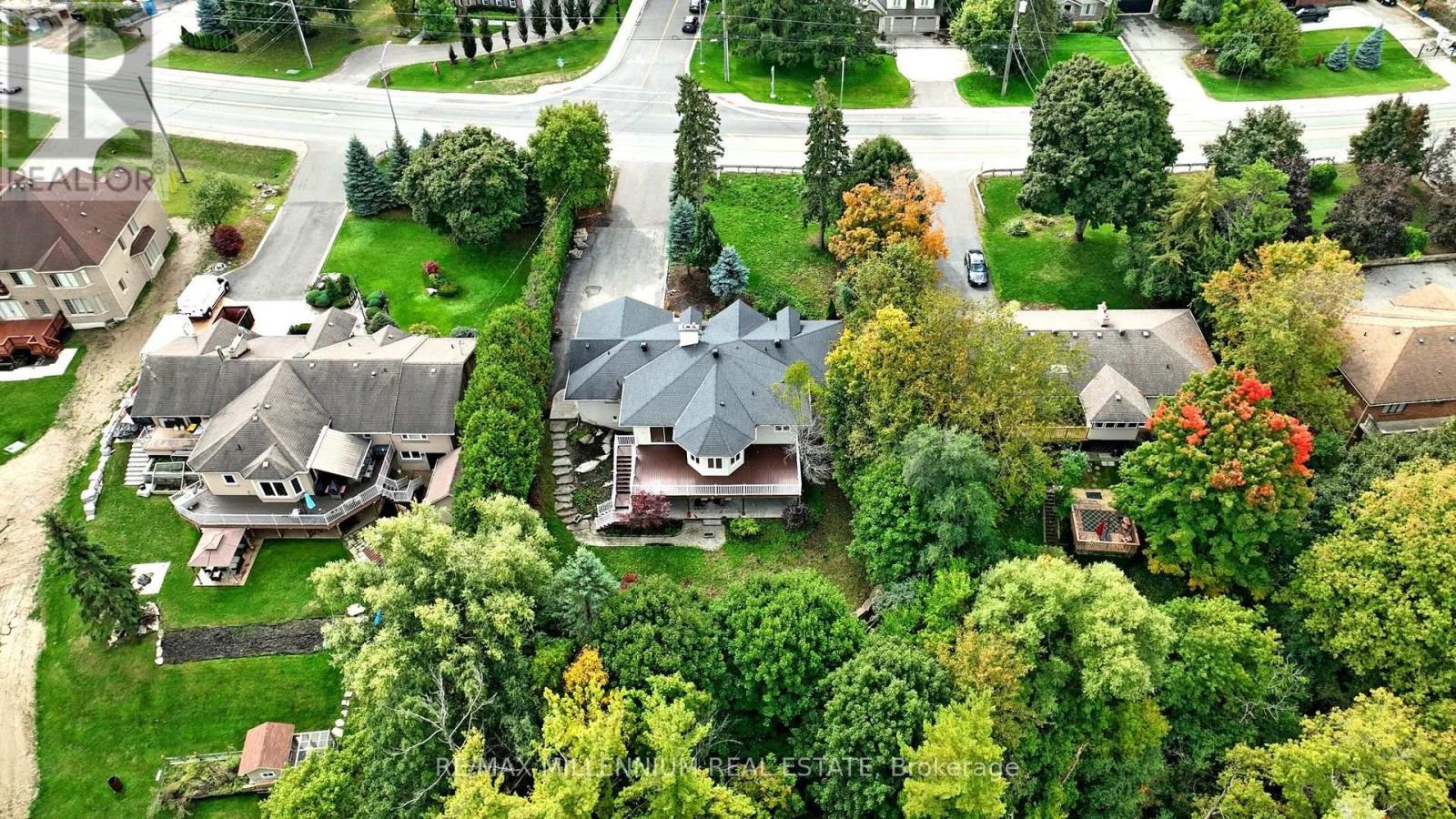 678 NASHVILLE ROAD - 2