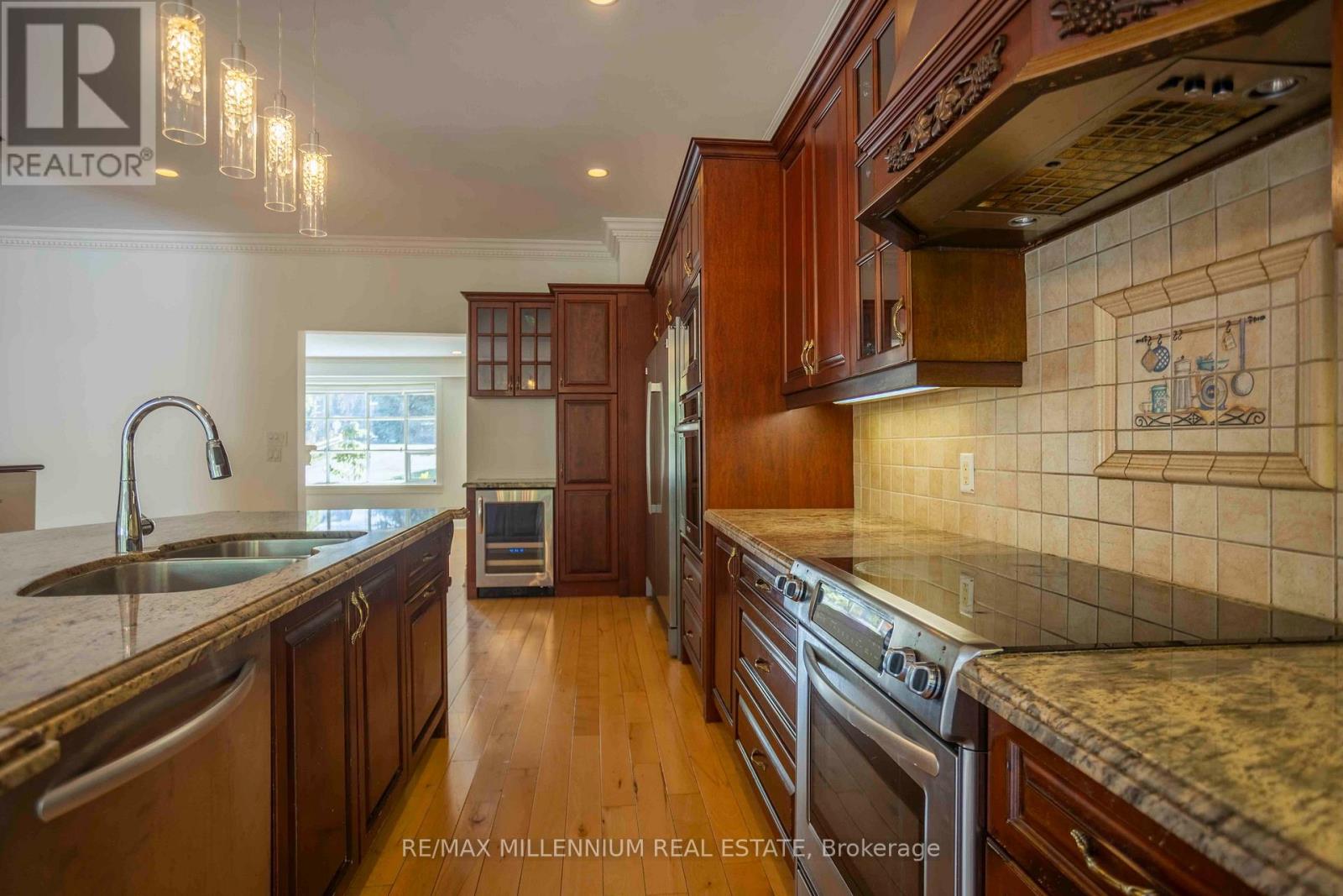 678 NASHVILLE ROAD - 28