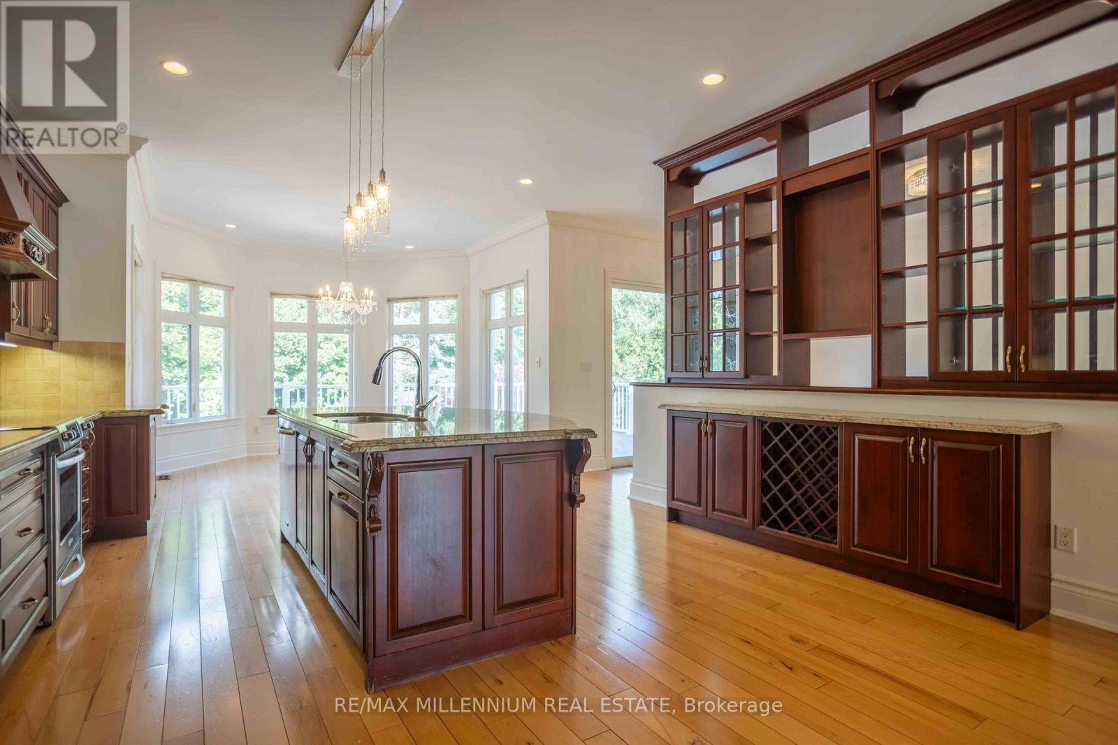 678 NASHVILLE ROAD - 32
