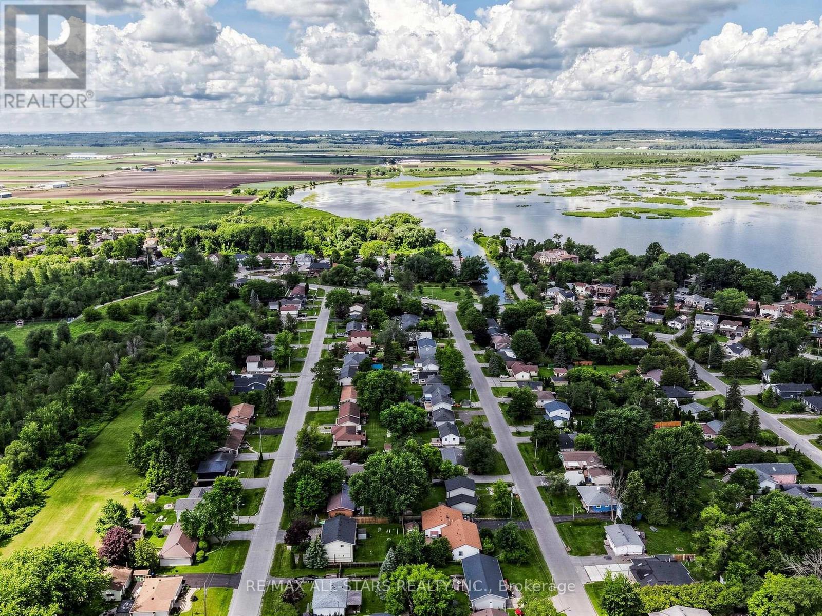 374 ADELINE DRIVE - 35