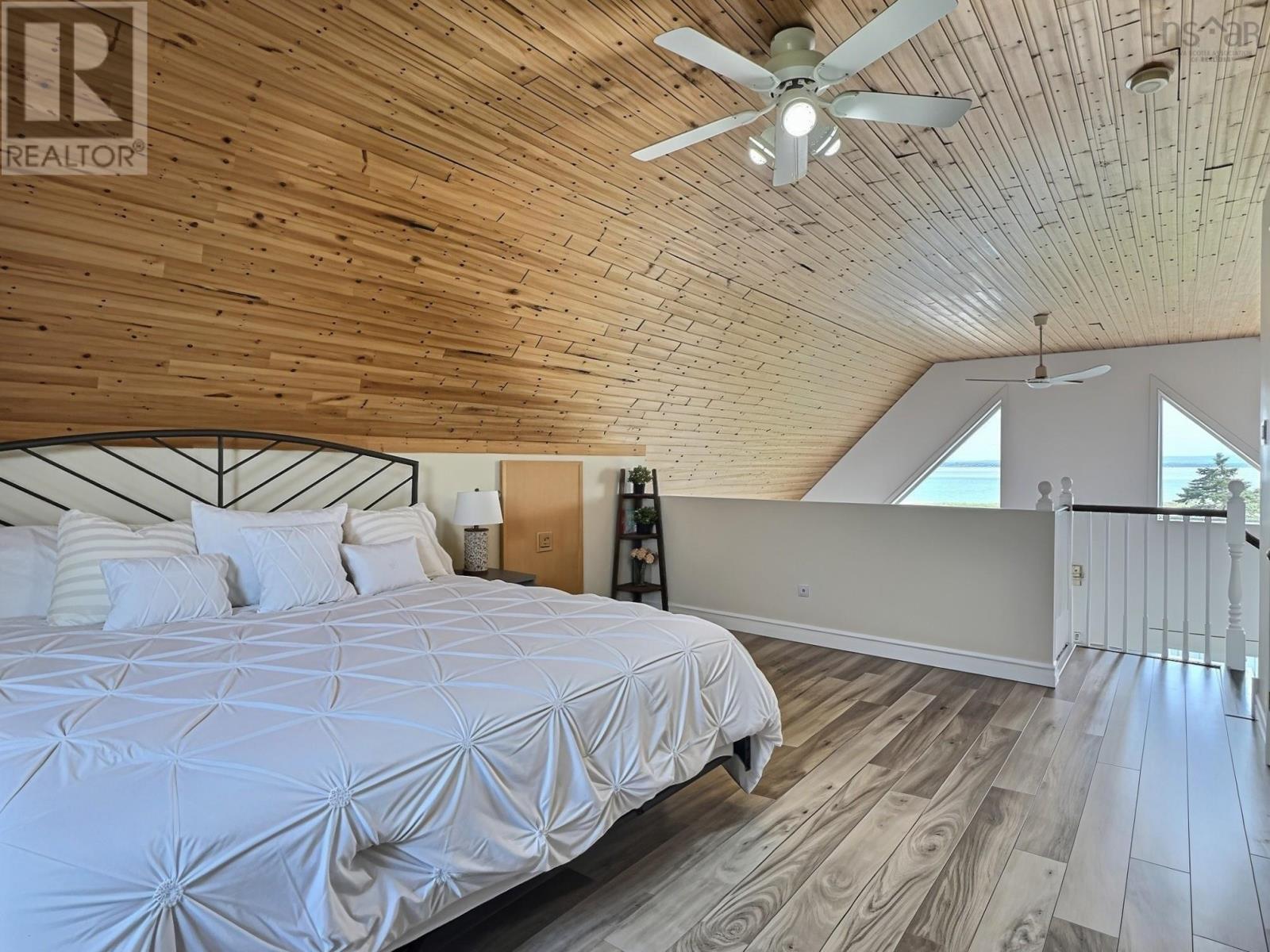 4376 Malagash Road - 17
