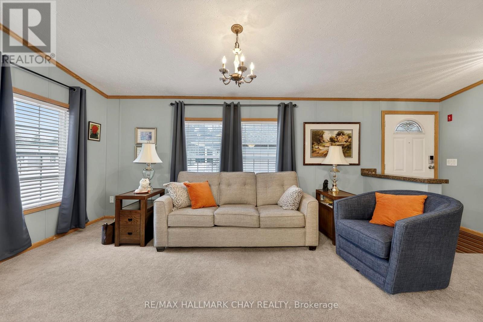 3 ILLINOIS CRESCENT - 6