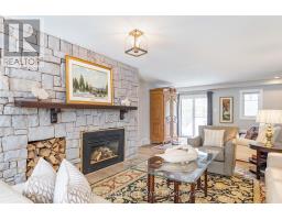 3 Matthew Court, Wasaga Beach, ON L9Z1J5 Photo 13