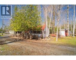 Enclosed porch - 9 Curtis Lane, Davidson Lake, NB E6H2R9 Photo 7