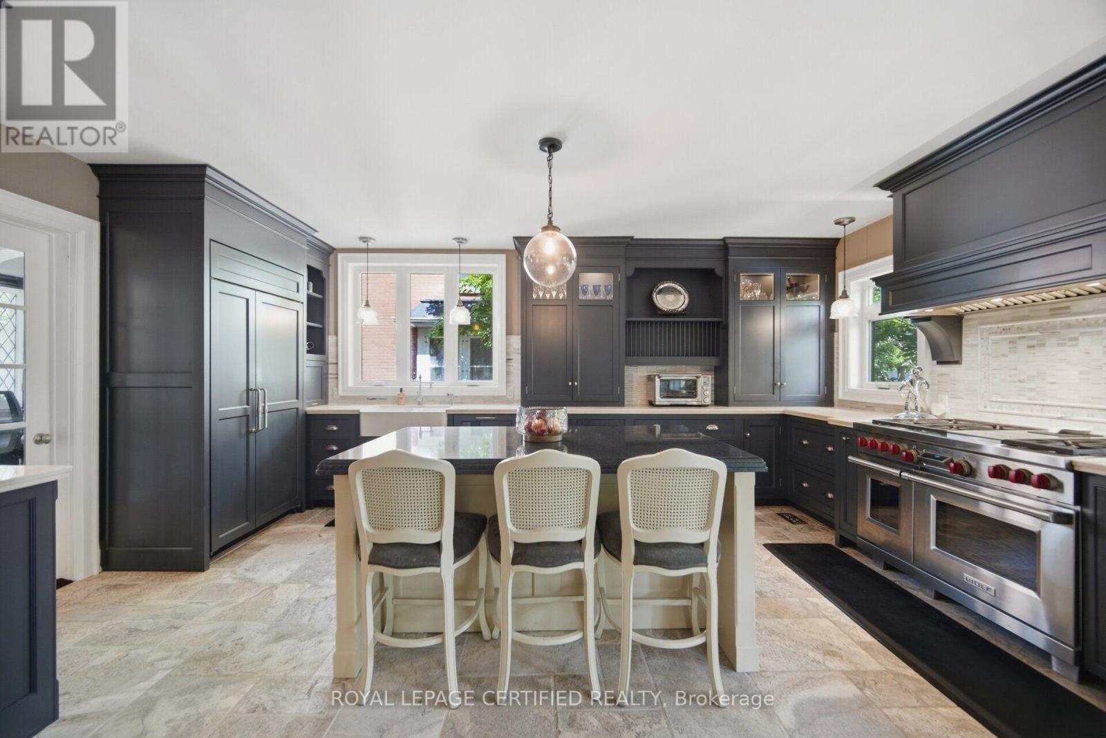 8 ELIZABETH STREET S - Image 14