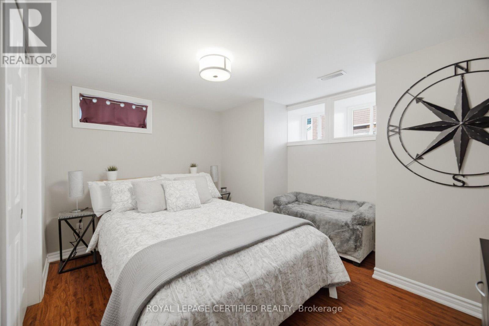 8 ELIZABETH STREET S - Image 37