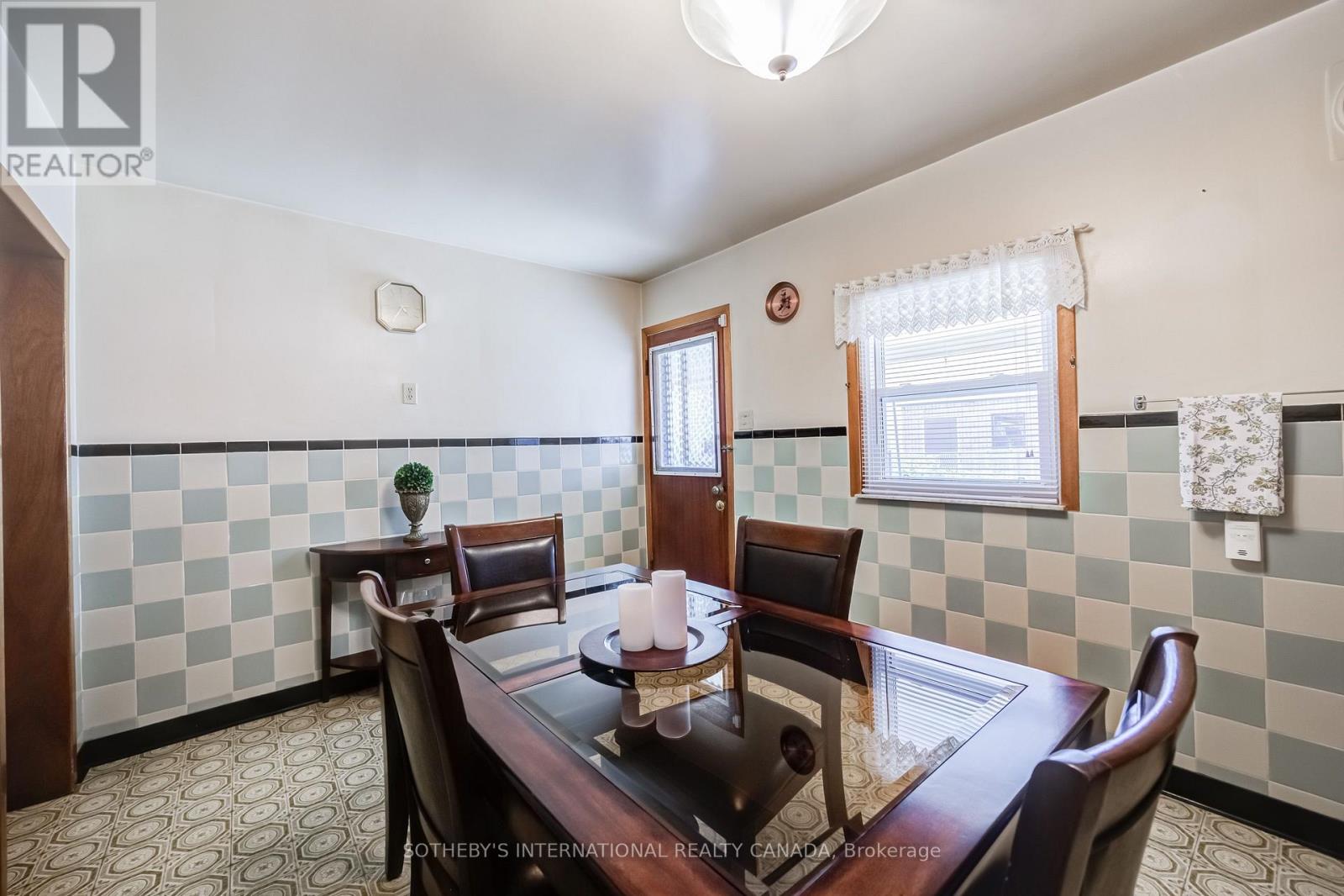 157 ASCOT AVENUE - 15