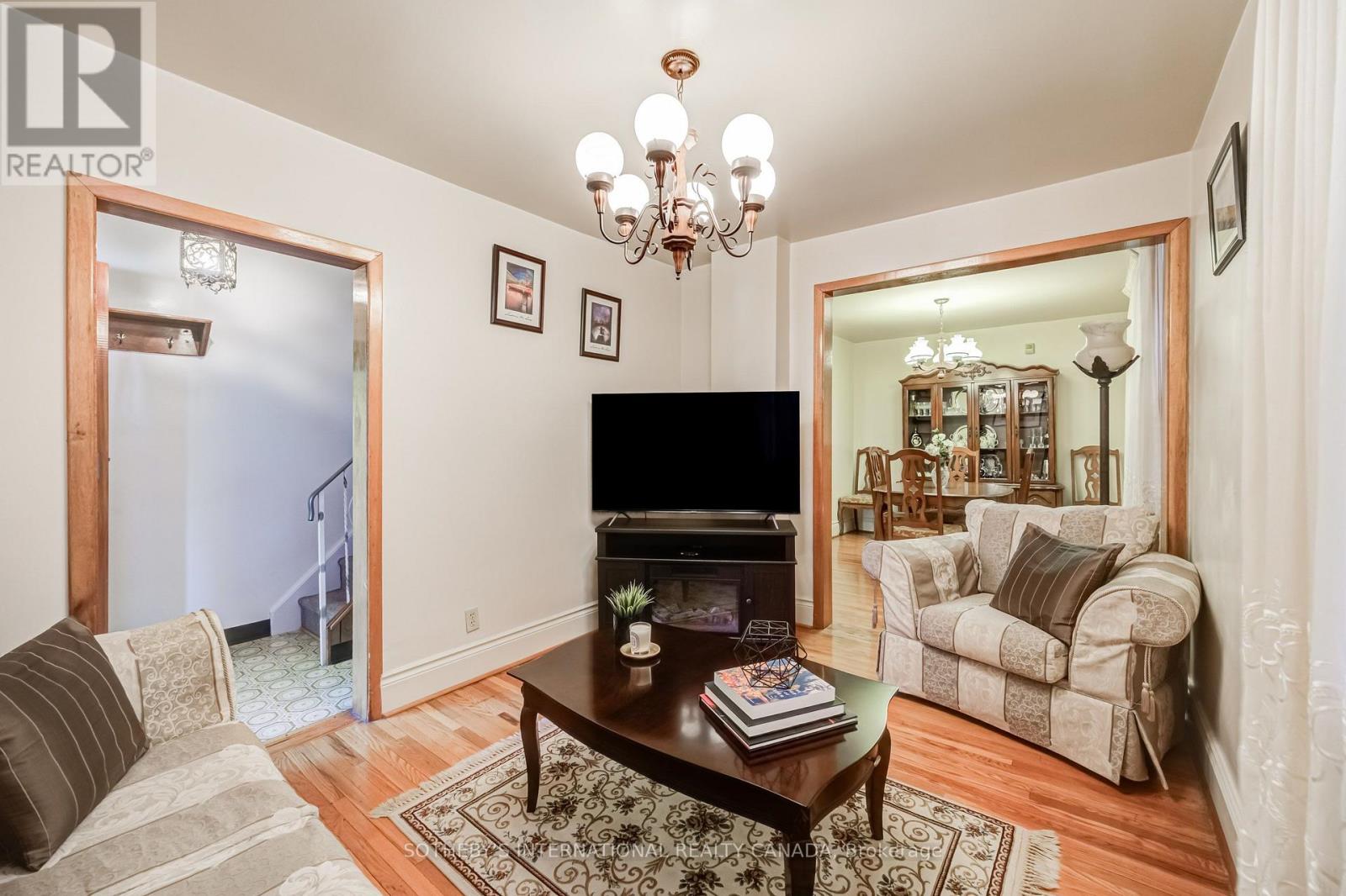 157 ASCOT AVENUE - 17