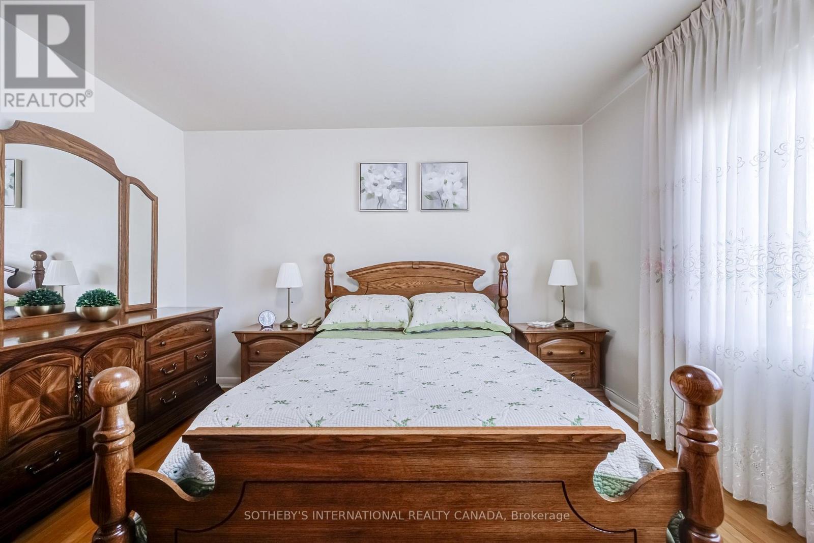 157 ASCOT AVENUE - 20