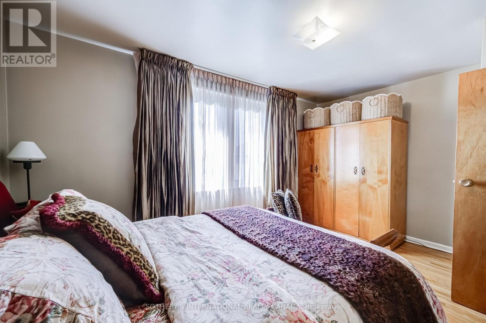 157 ASCOT AVENUE - 30