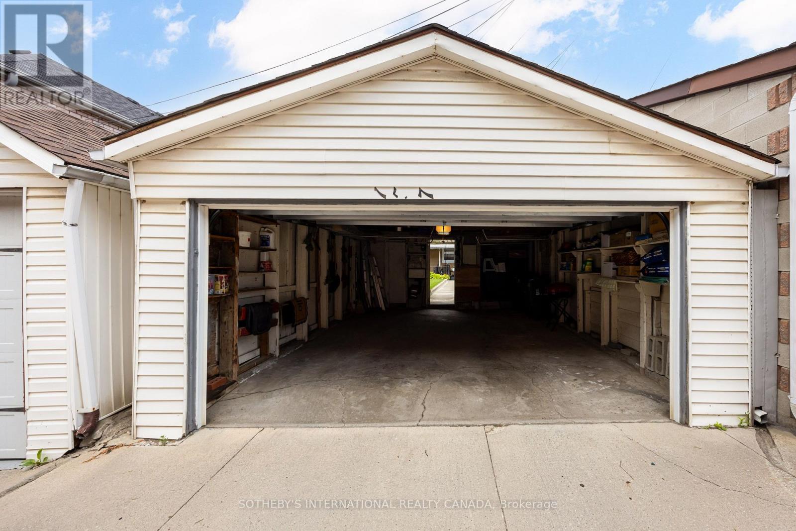157 ASCOT AVENUE - 39